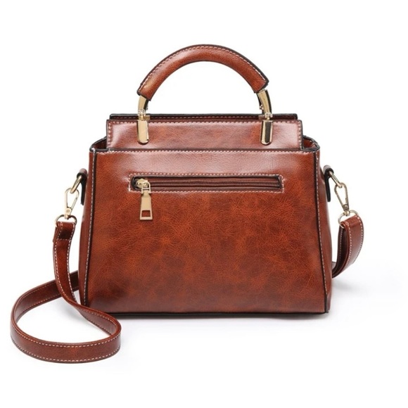 Women’s Leather Shoulder Bag - Picture 5 of 9